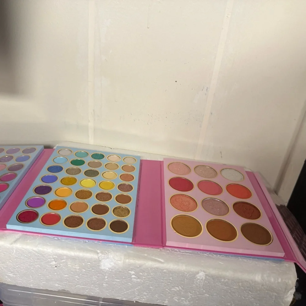 Lee Kids Shimmer Eyeshadow Palette - Pink and Purple